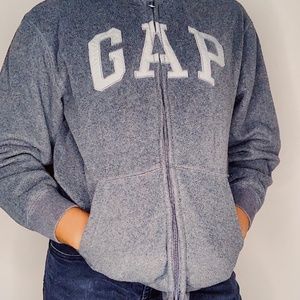 COZY GAP SWEATER!! HURRY BEFORE SALE ENDS!!!